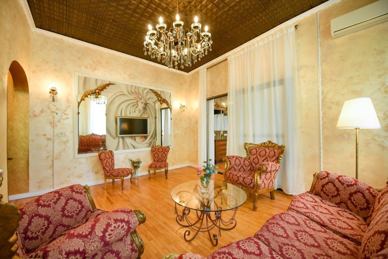 The Museum - Wonderful Super Central Apartment Bukarest Exterior foto