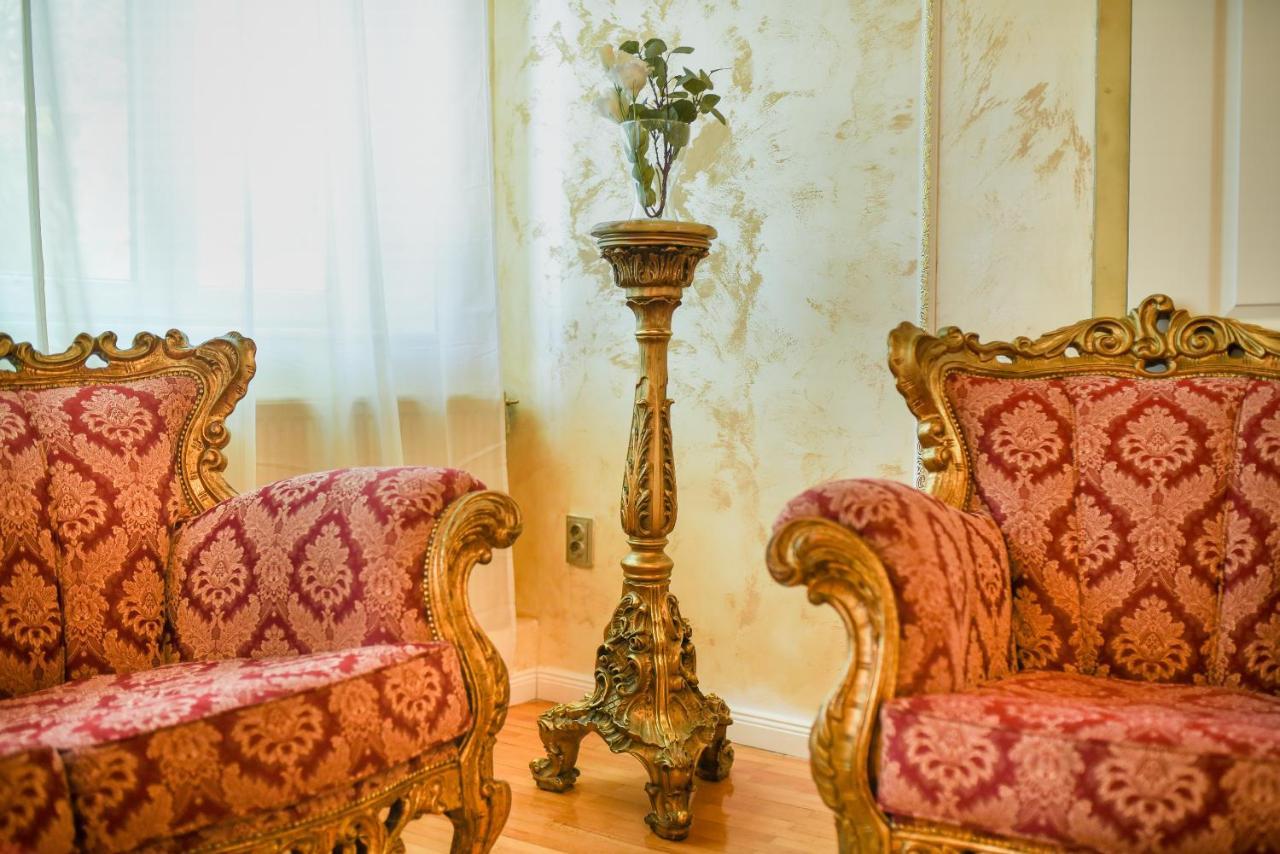 The Museum - Wonderful Super Central Apartment Bukarest Exterior foto