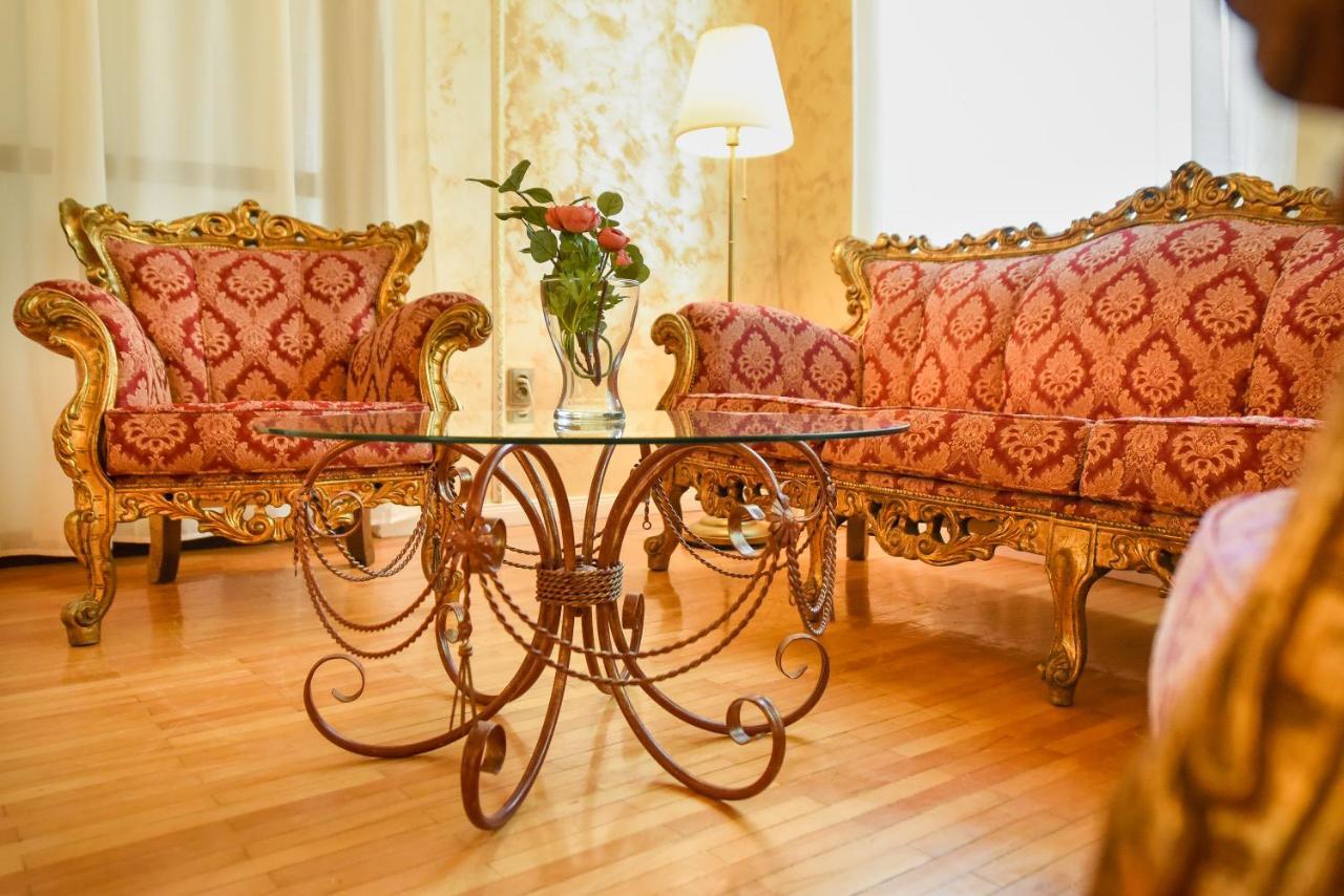 The Museum - Wonderful Super Central Apartment Bukarest Exterior foto