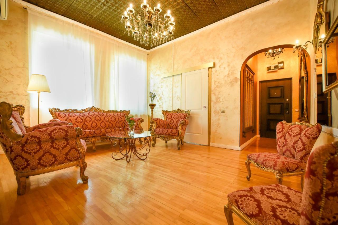 The Museum - Wonderful Super Central Apartment Bukarest Exterior foto
