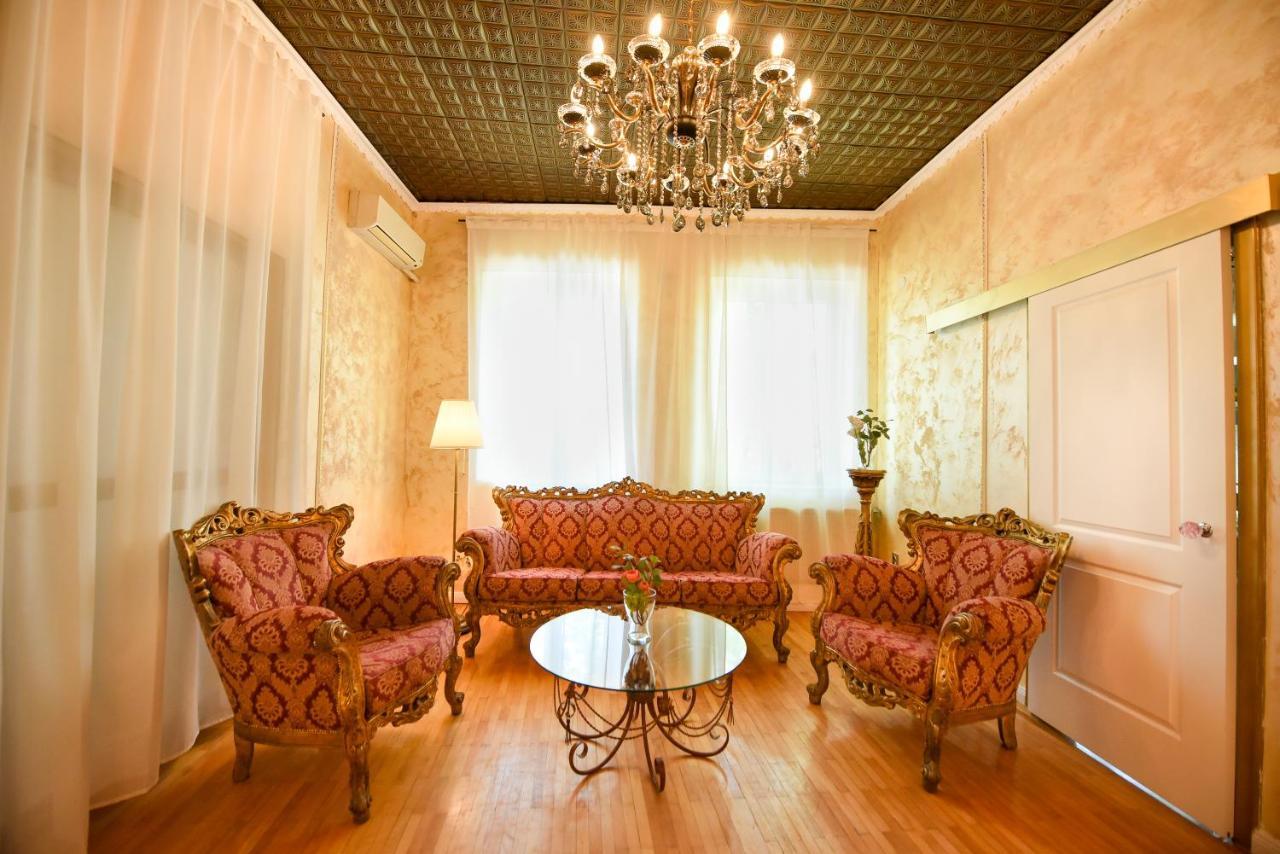 The Museum - Wonderful Super Central Apartment Bukarest Exterior foto