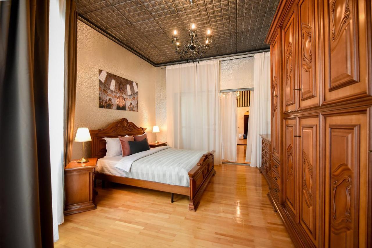 The Museum - Wonderful Super Central Apartment Bukarest Exterior foto