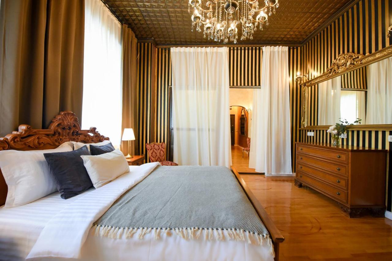 The Museum - Wonderful Super Central Apartment Bukarest Exterior foto