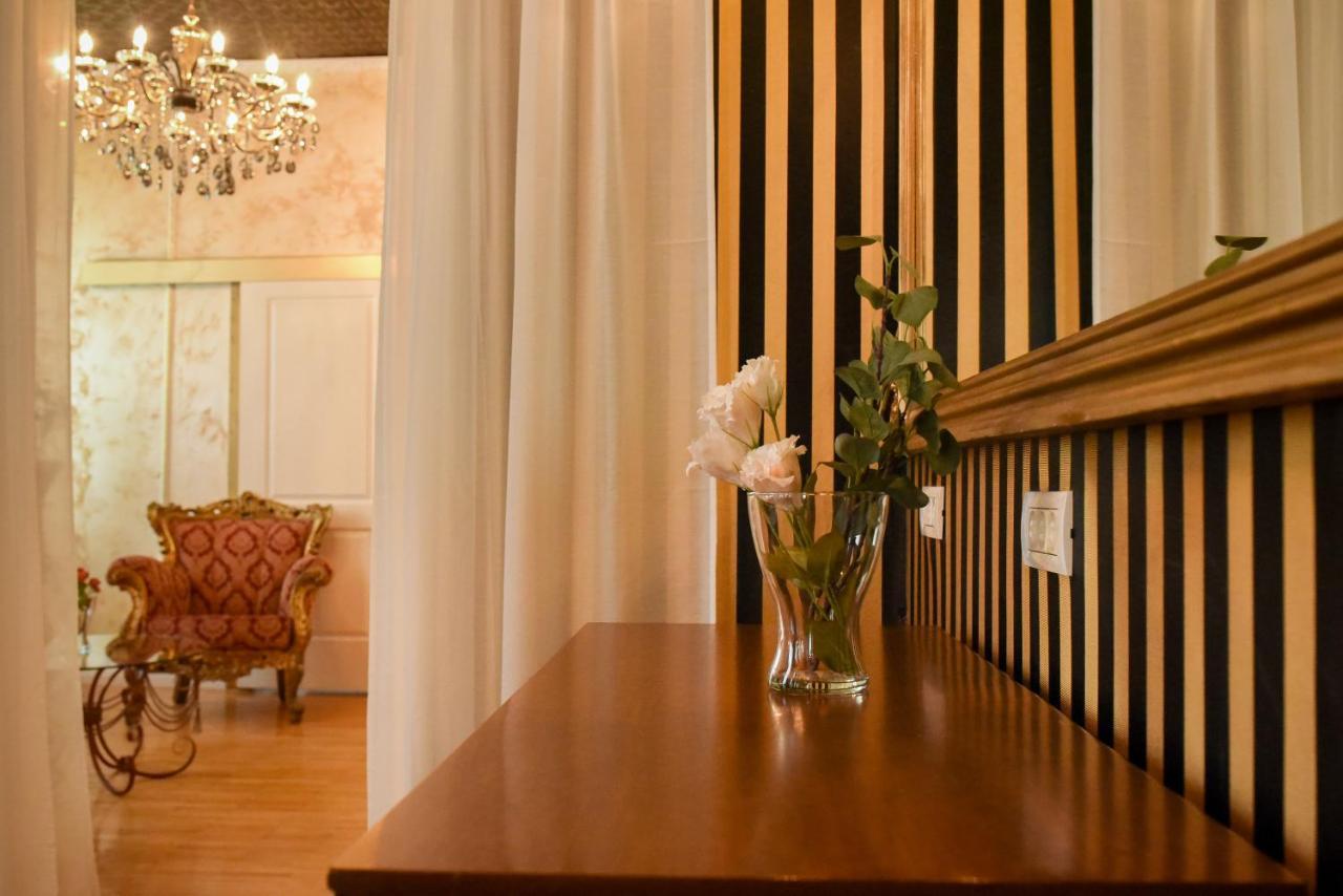 The Museum - Wonderful Super Central Apartment Bukarest Exterior foto