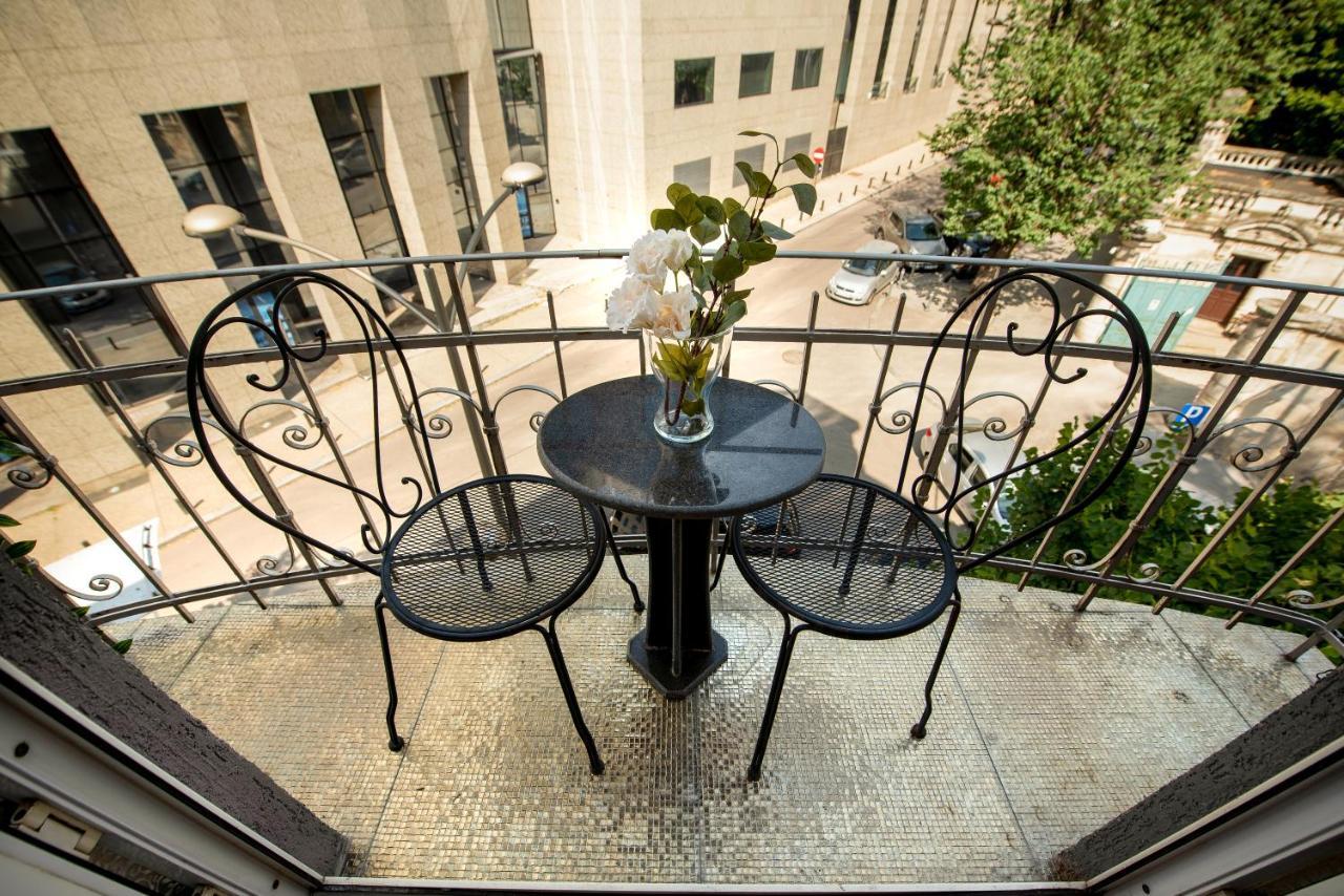 The Museum - Wonderful Super Central Apartment Bukarest Exterior foto